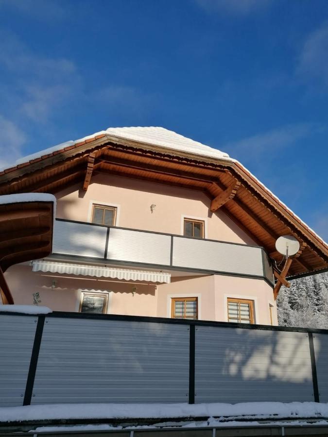 Ferienwohnung Familie Pichler Neumarkt in Steiermark Esterno foto