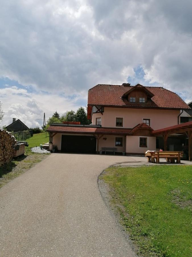Ferienwohnung Familie Pichler Neumarkt in Steiermark Esterno foto