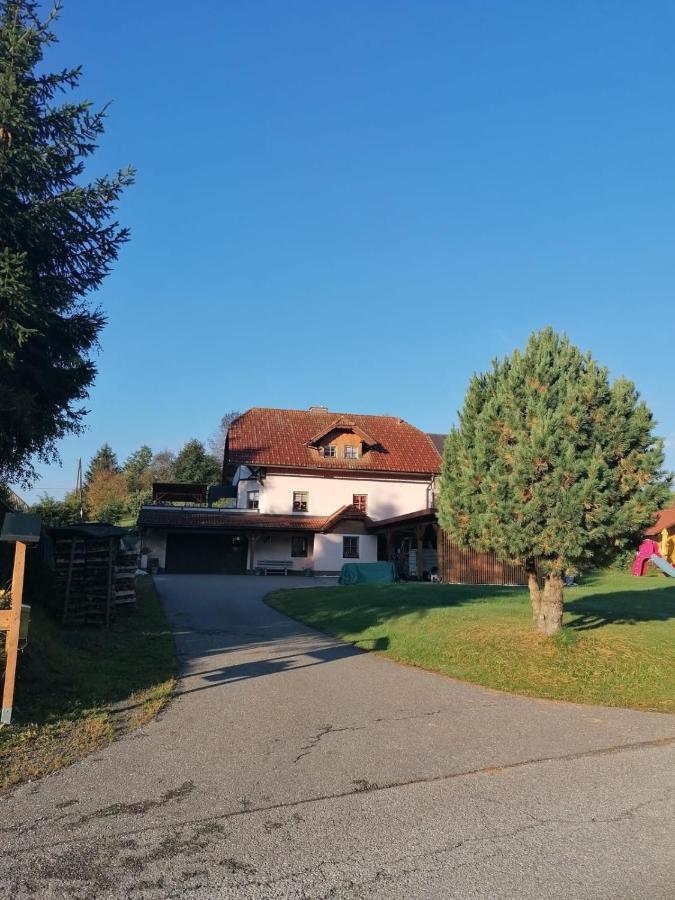 Ferienwohnung Familie Pichler Neumarkt in Steiermark Esterno foto